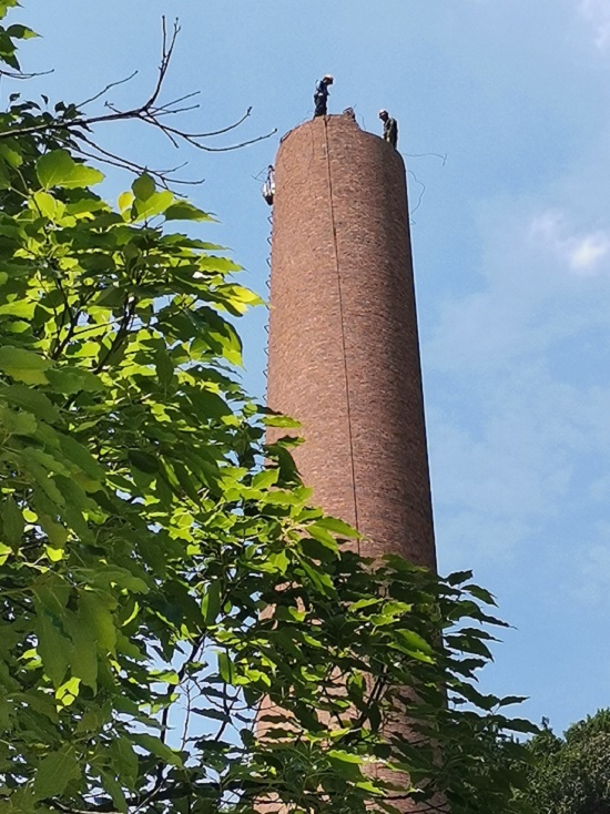 煙囪拆除公司 水泥煙囪是怎么拆除的？